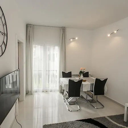 Apartman Ana Exclusive Centre * Split